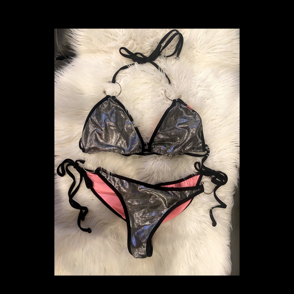 DOLLS Swimsuit. SM bottoms LG Top.